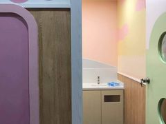 -黄浦乐烁龙鱼宝贝托育园(海潮路校区)