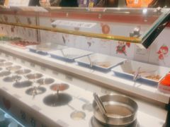 自助调料区-海底捞火锅鲜切牛肉主题店(长寿路店)