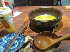 -良米山·云南野生菌过桥米线(上海首店)