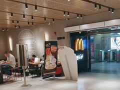-麦当劳(中山公园龙之梦店)
