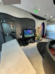 -TOP HAIR SALON