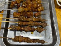 -东北烧烤铁锅炖水库鱼