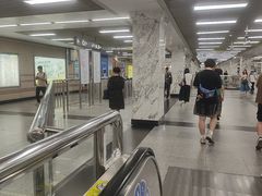 -烈士陵园(地铁站)