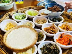 -包整·丝娃娃(一览甲秀楼风景店)