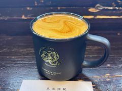 瓜瓜拼式美式-青莯_Percher Coffee Shop(皮市街店)