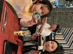 -WOLFGANG PUCK KITCHEN & BAR(迪士尼小镇店)