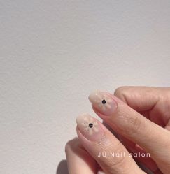 -JU·旧友日式美甲美睫工作室