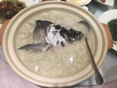 -品悦酒店(三林古镇店)