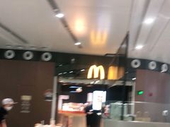 -麦当劳(北京大兴机场二层国内到达(安检外)店)