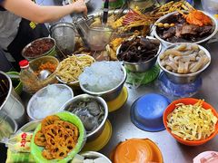 -菊菊小吃店