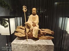 -新盈光·云会所(百丈东路店)