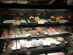 -麦当劳(红旗路店)