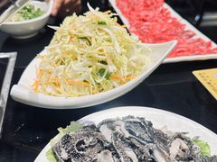 -潮汕三宝鲜牛肉火锅