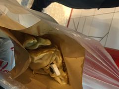 -肥叔锅贴(港澳广场店)