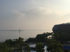 -上海滴水湖皇冠假日酒店