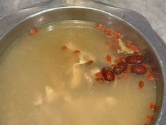 -光头药膳鸡(莱茵小镇店)