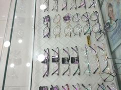 -独秀眼镜(潜阳路一中店)