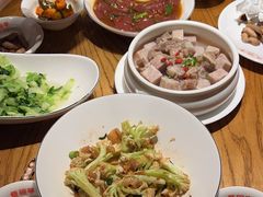 -爱碗亭·鲜炒湖南菜(壹城中心店)