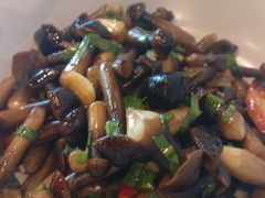-半山腰·云南菜(侨福芳草地店)