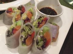 翡翠三文鱼卷-乾园风尚五大道