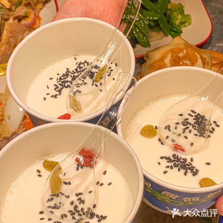 我愿为这杯缸子羊肉汤！永远留在杭州！！