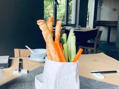 -穹六人间 people 6(岳阳路店)