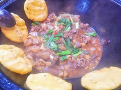 -曹丞相·地锅鸡·地锅鱼(武林店)