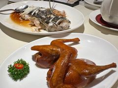烤乳鸽-利苑酒家(华熙国际店)