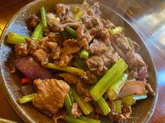 爆炒小黄牛-苗湘食府(十年店)