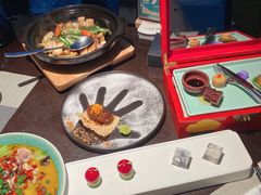 -江上荟·创意中国菜(绿地缤纷城店)