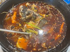 -鸿顺老铁锅美蛙鱼府(解放碑店)