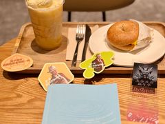 -星巴克臻选(万象前海店)