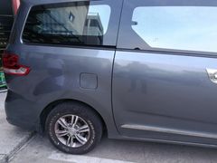 -鲨鱼皮汽车凹陷玻璃修复(静安店)