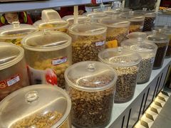 -圆门洞炒货(经一路总店)