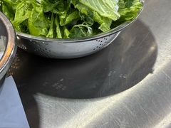-黄利砖万峰林布依特色酸笋牛肉馆