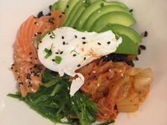 生三文鱼拌饭-Moka Bros 摩卡站(西单大悦城店)