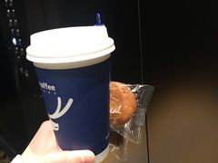-瑞幸咖啡(前海卓越时代广场店)