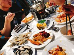 -领鲜活海鲜榴莲自助火锅(东门店)