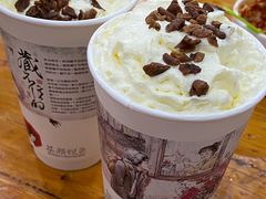 幽兰拿铁-茶颜悦色(九龙仓从前慢茶叶子店)