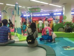 -孩子王童乐园(武汉永旺店)