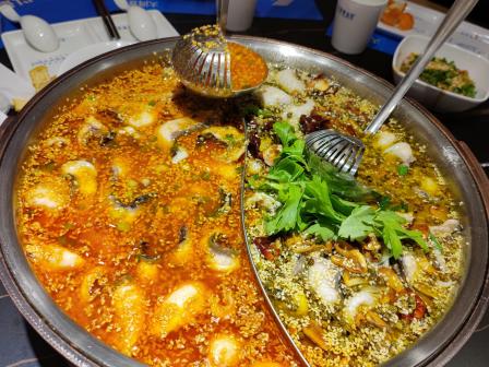 大河宴鱼馆61清真(戍锦店)-"会员充值以后.现在也不让买套餐.