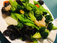 -龙咏记四季家福烤鸭中餐厅(滨湖店)