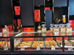 -Salon de The de Joel Robuchon(外滩18号店)