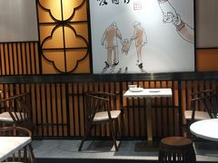 等位区-老廣糖水铺(乐汇城店)
