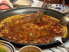 -旧街市鲜货老火锅(大光路店)