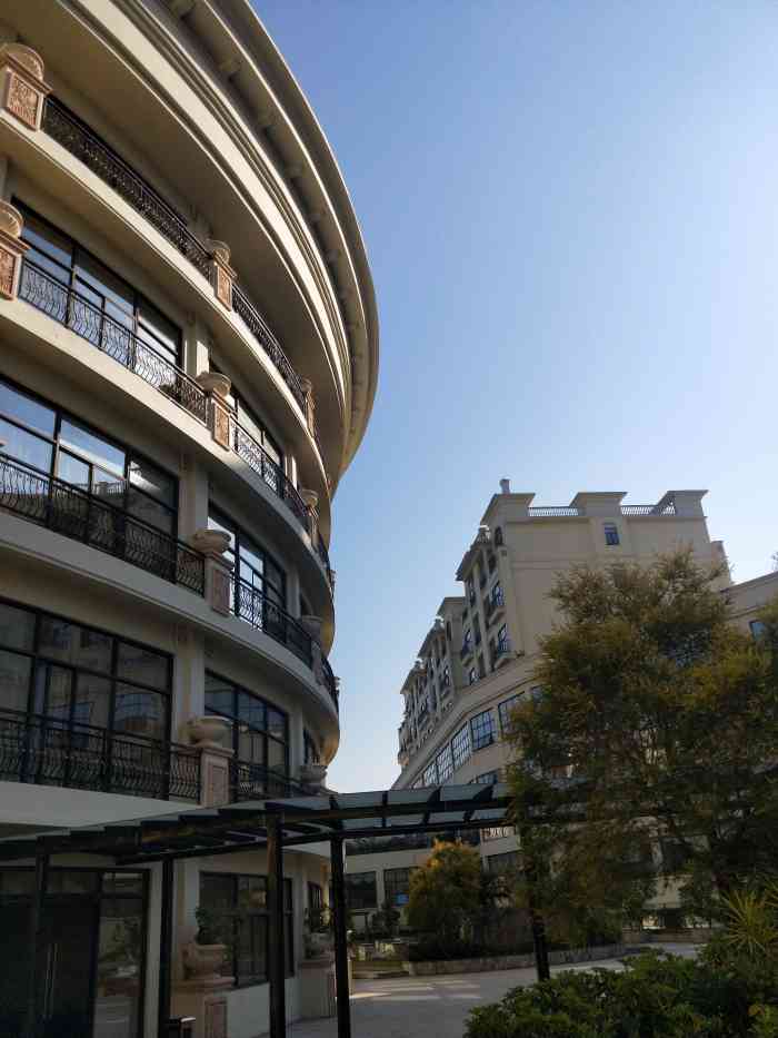 金茂园大酒店-"地理位置很好.很安静.房间很大.暖气不是.