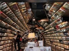 -钟书阁(珍园店)