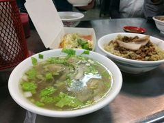 -六合夜市