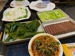 -百年川椒重庆老火锅(光谷店)