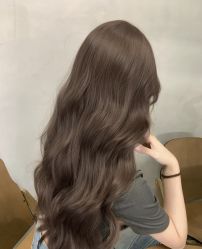 -首脑美发沙龙